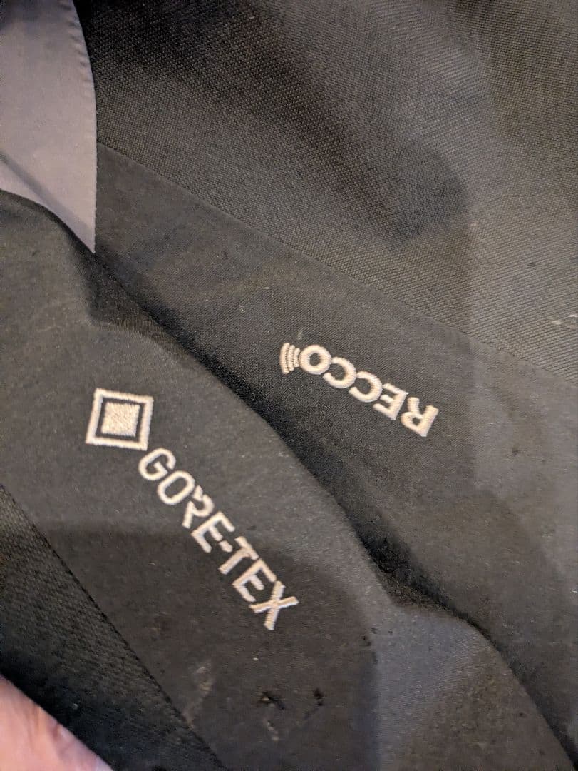 Peak Performance　グラビティゴアテックス　GORE-TEX 上下