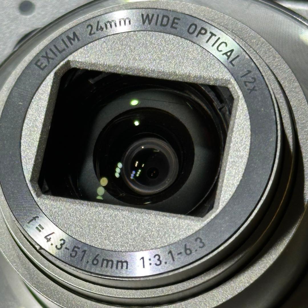 CASIO EXILIM EX-ZS210 シルバー デジタルカメラ