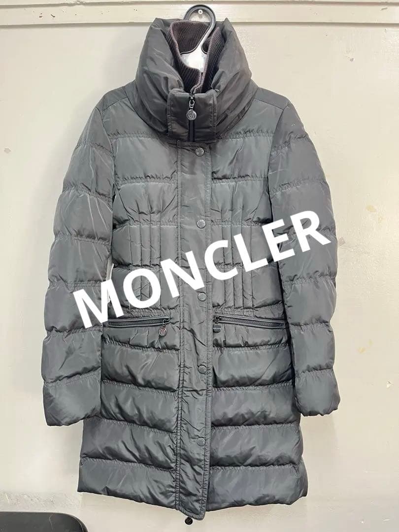 t*i様 値下げ‼︎MONCLER グレー ダウンジャケット