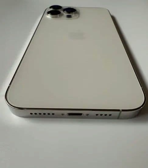 Apple iPhone 13 Pro Maxシルバー 256GB 手帳ケース付