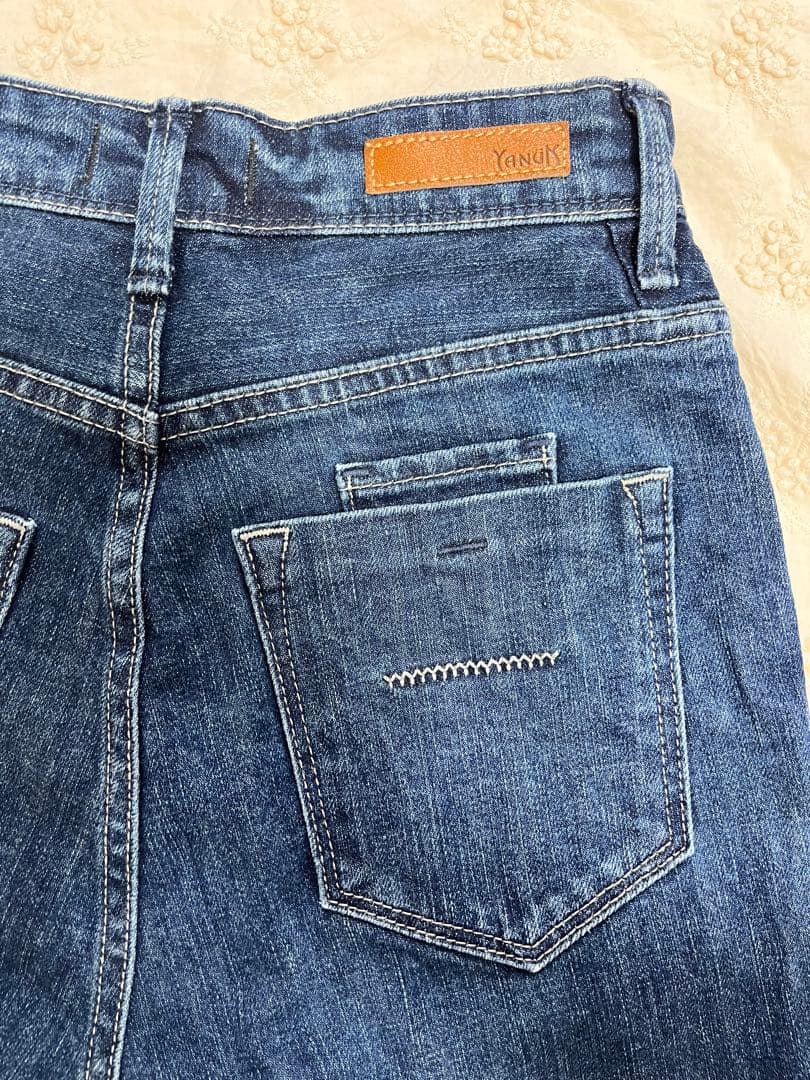 [美品]YANUK アニュアンス Pintuck Straight デニム