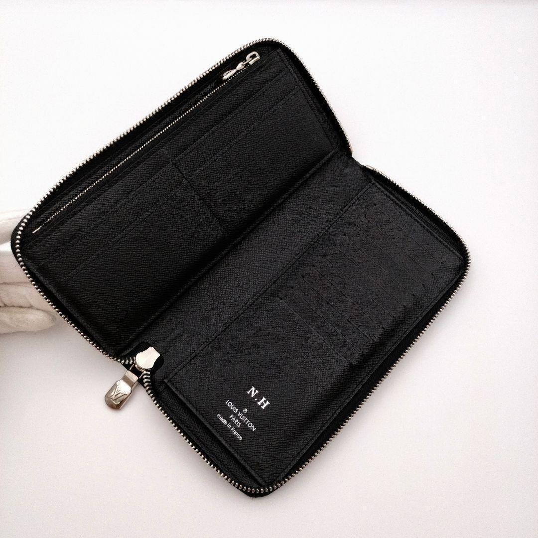 T.M.Y.K.Sさん✨ルイヴィトン新型ICジッピーヴェルティカルタイガ長財布黒