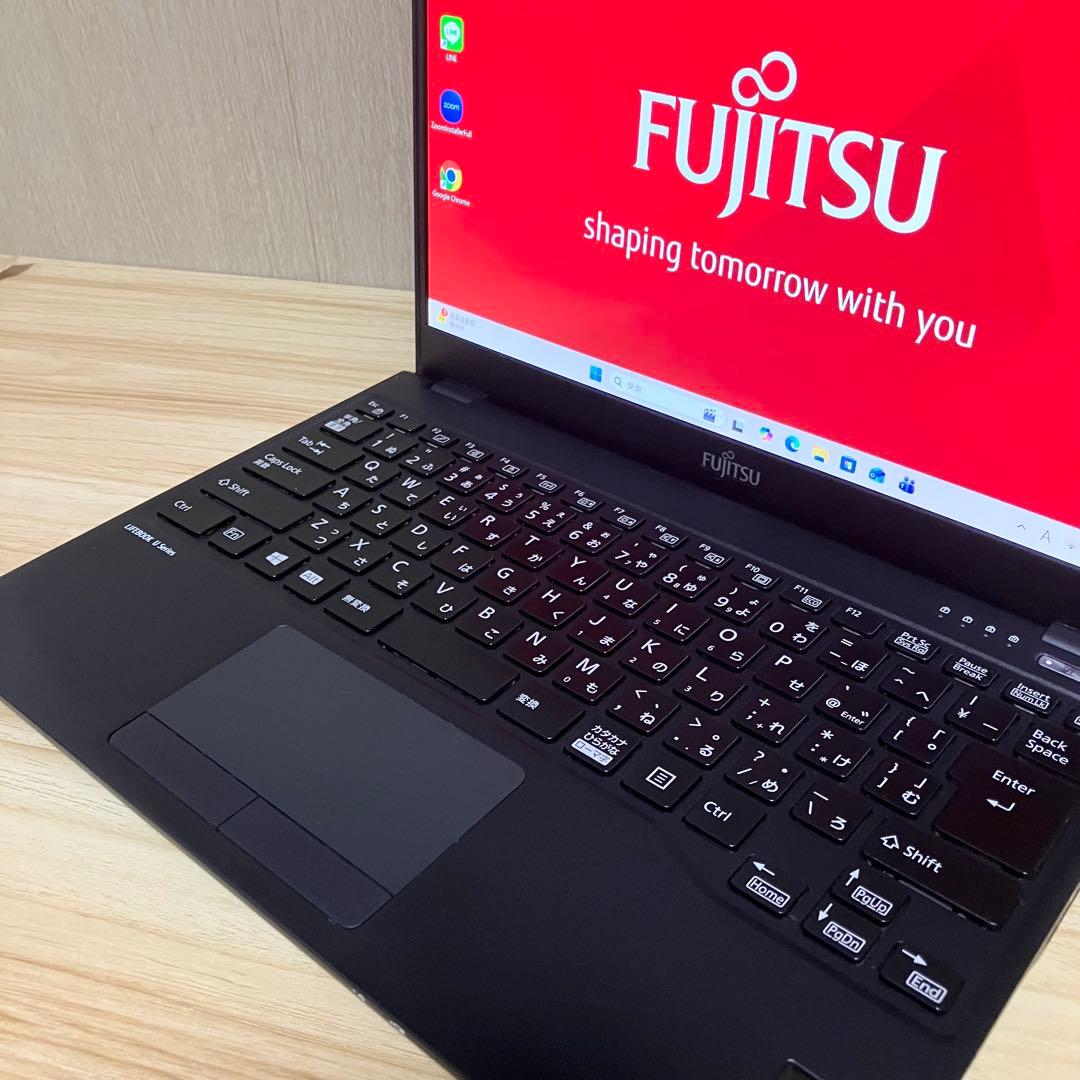 第10世代！LIFEBOOK U9310/EW 8GB SSD256GB 軽量