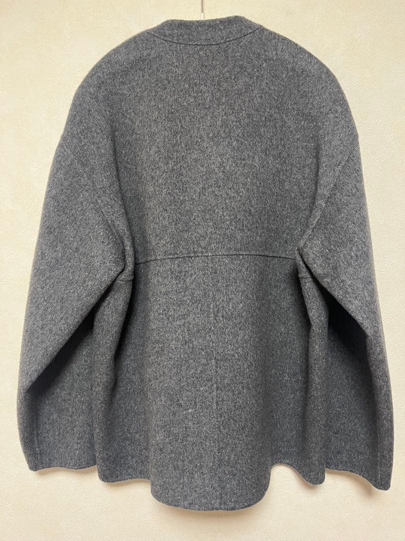 が*﻿様 ヨンファ　Vネックウールカシミヤコート