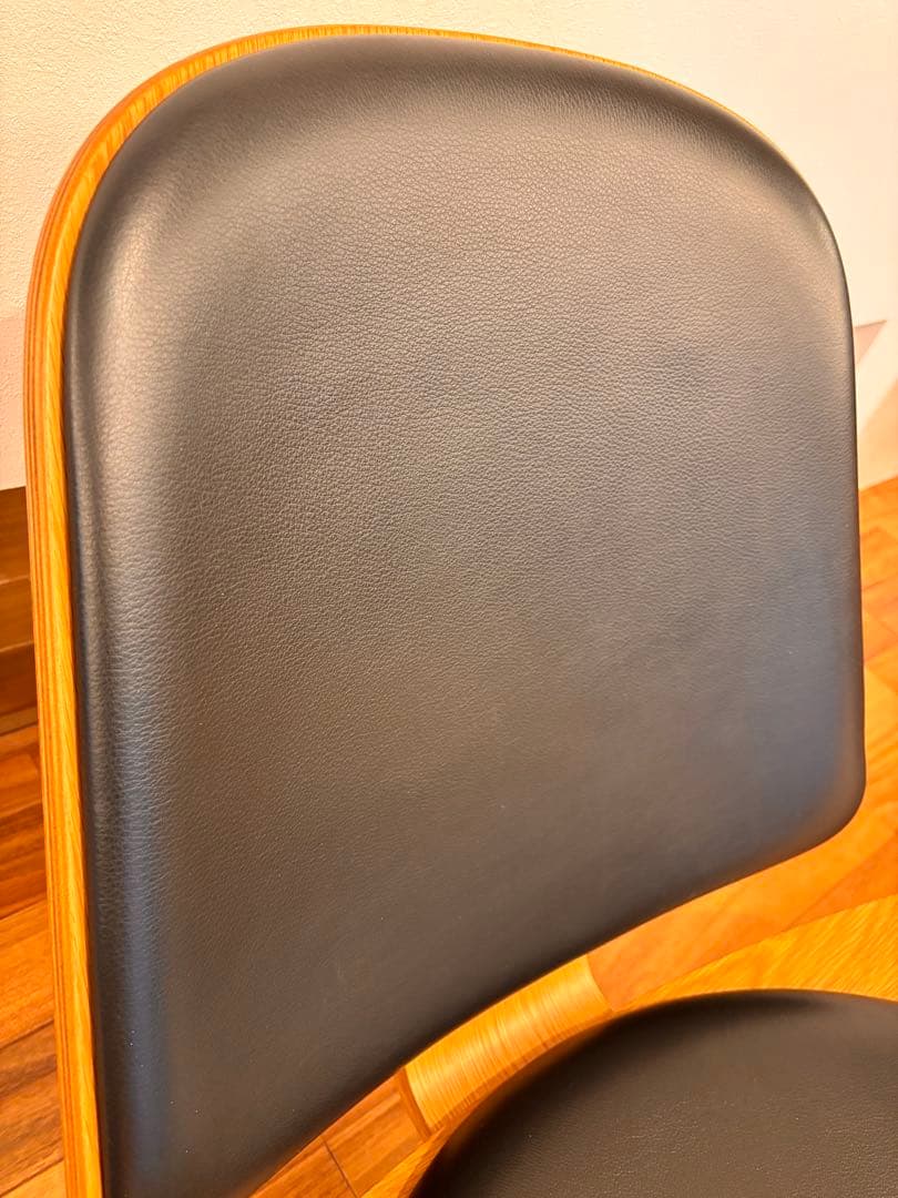 Carl Hansen & Son　CH07シェルチェア