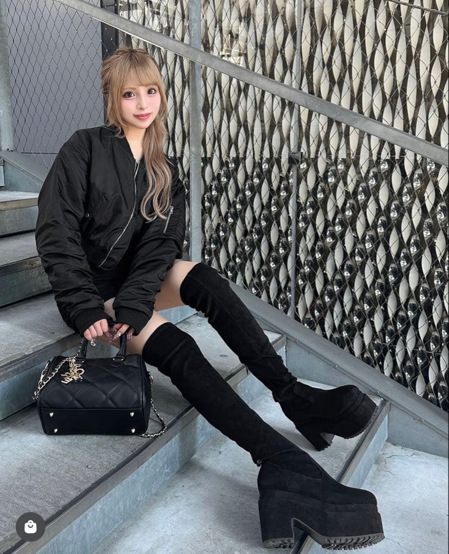 cherimi ブラック スエード オーバーザニー ブーツ