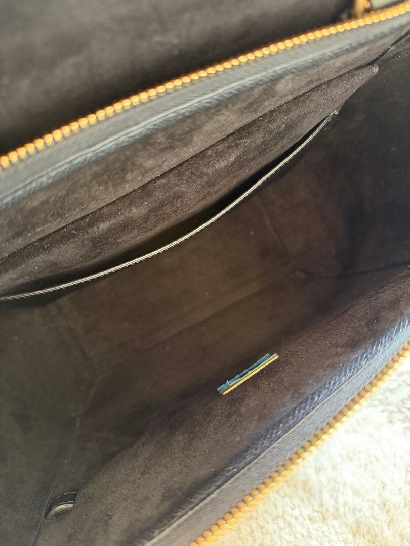 極美品！セリーヌCELINE ベルトバッグマイクロ　ブラック