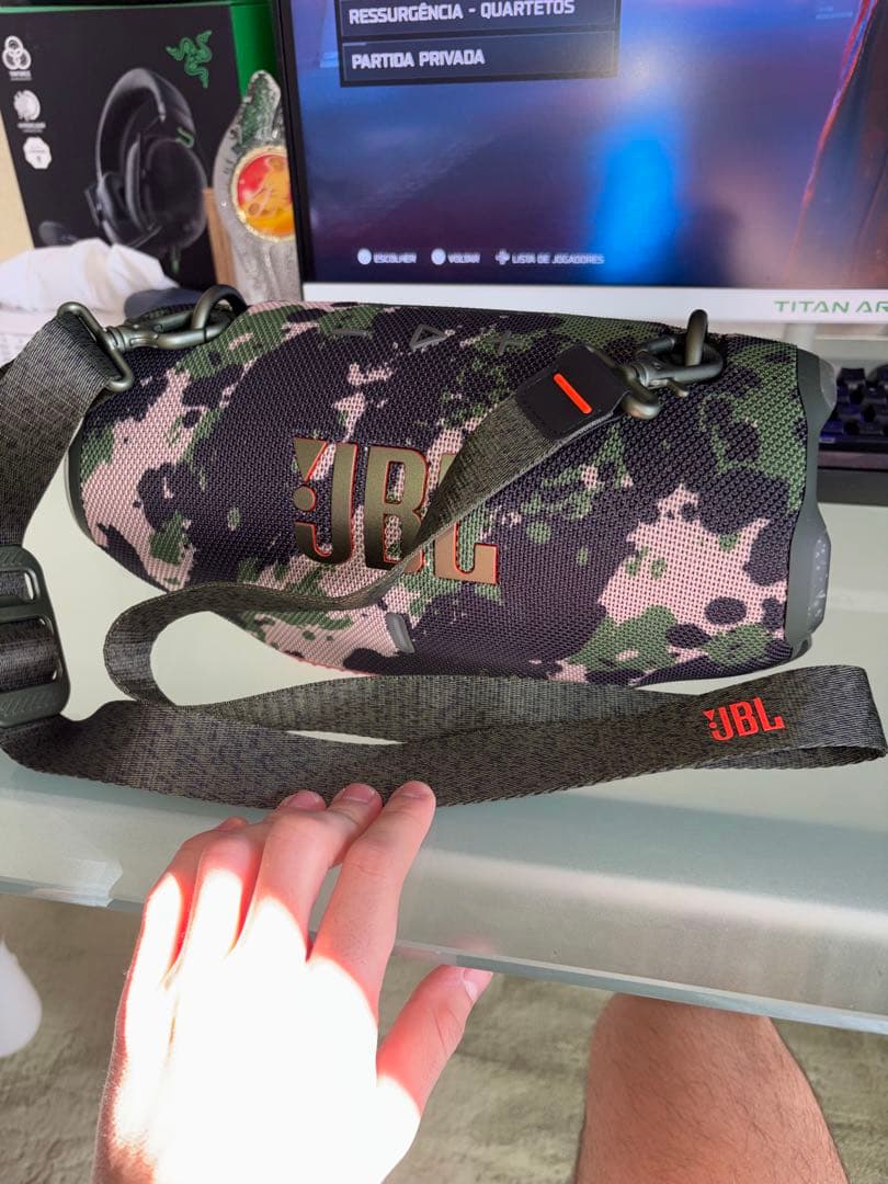 JBL XTREME 4 迷彩ワイヤレススピーカー