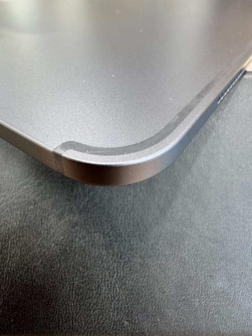 M4 iPad Pro 本体　wi-fiモデル　13インチ 256GBセット可