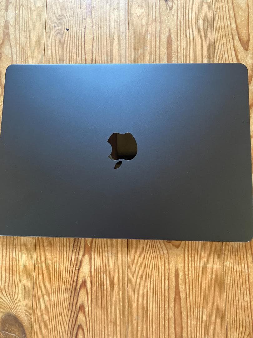 MacBook本体 Apple MacBook Air M2 16GB 256GB