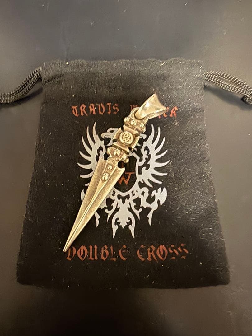 Travis Walker DAGGER PENDANT ダガーペンダント