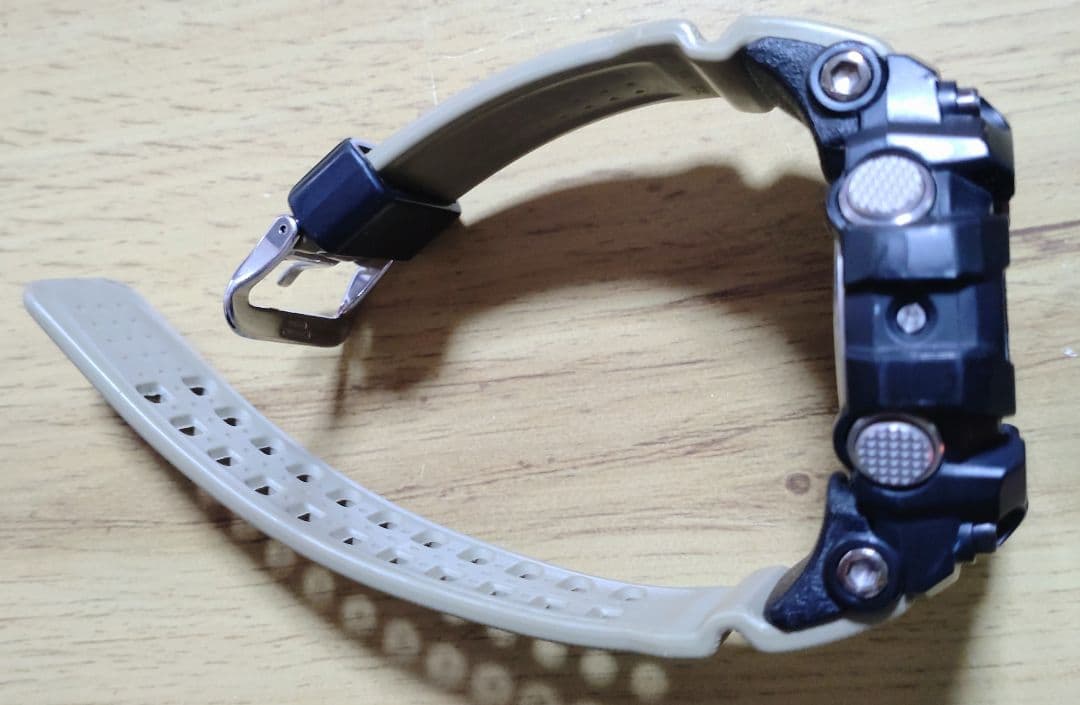 ☆電池交換済み　美品G-SHOCK　GG-1000-1A5マッドマスター☆