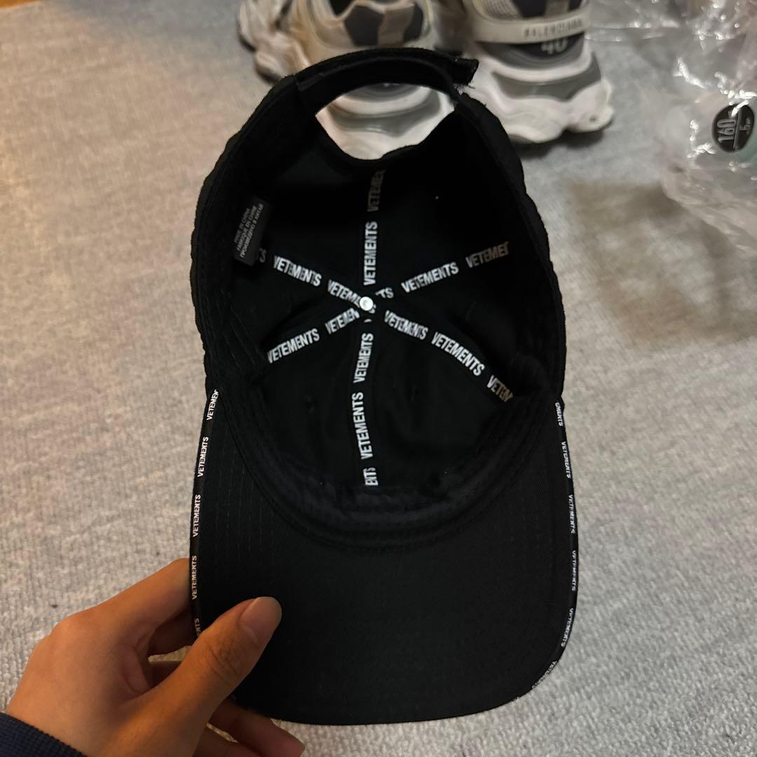 ヴェトモン　ベースボールキャップ