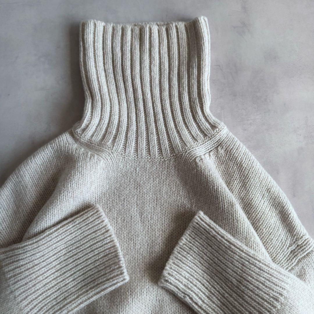 美品▲GALERIE VIE ファインウールタートルネックプルオーバーニット