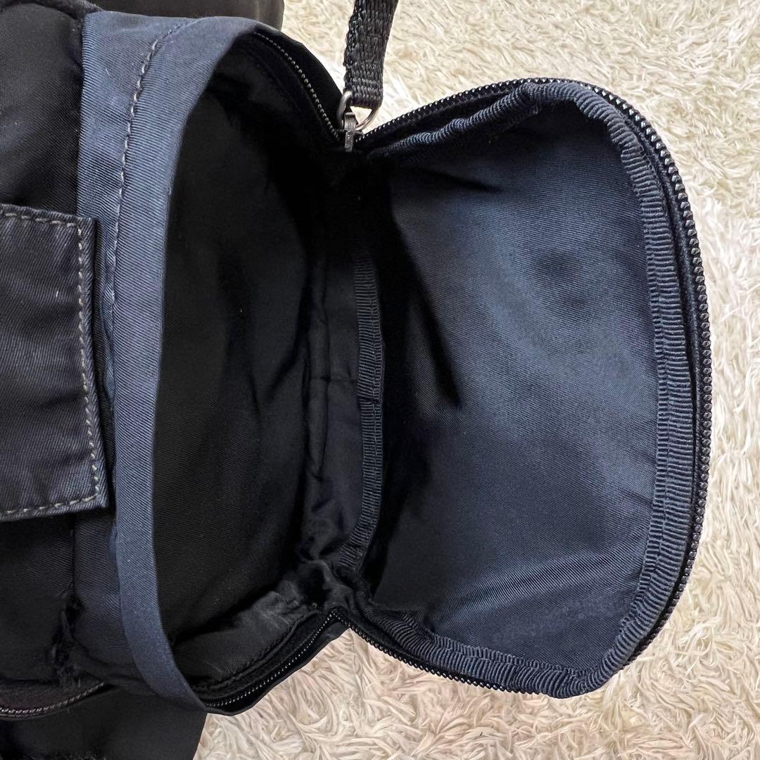 ☆美品☆PRADA プラダ　ボディーバック　ウエストポーチ　ブラック