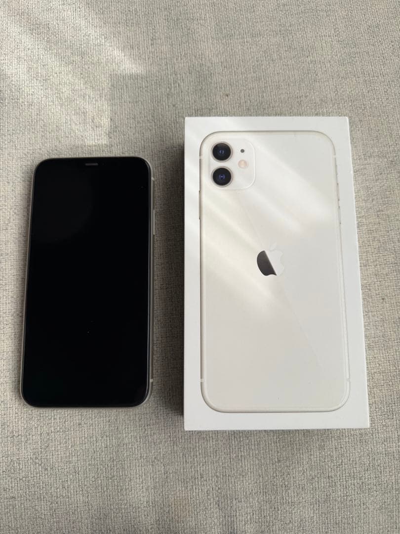 Apple iPhone 11 ホワイト 本体 箱付き　128g