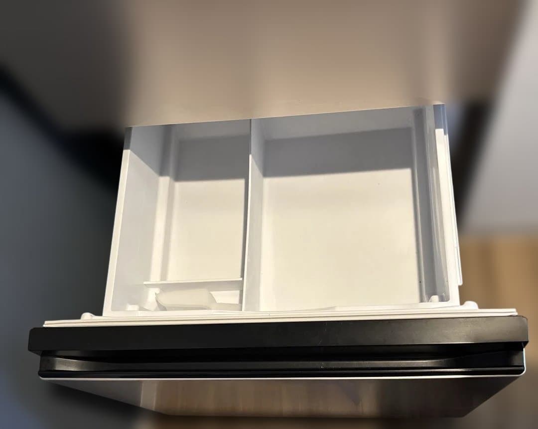 日立冷蔵庫　315L R-V32VL 2024年製　左開き　使用1年　匿名配送