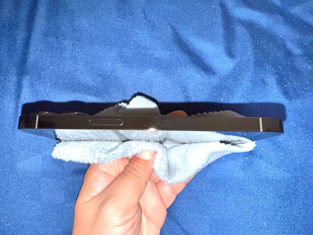 (本体のみ)iPhone 13 Pro グラファイト 256GB