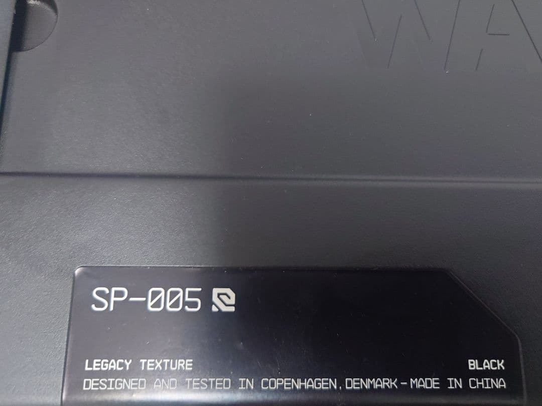 【ほぼ新品】SP-005 WALL HACKガラスマウスパッド