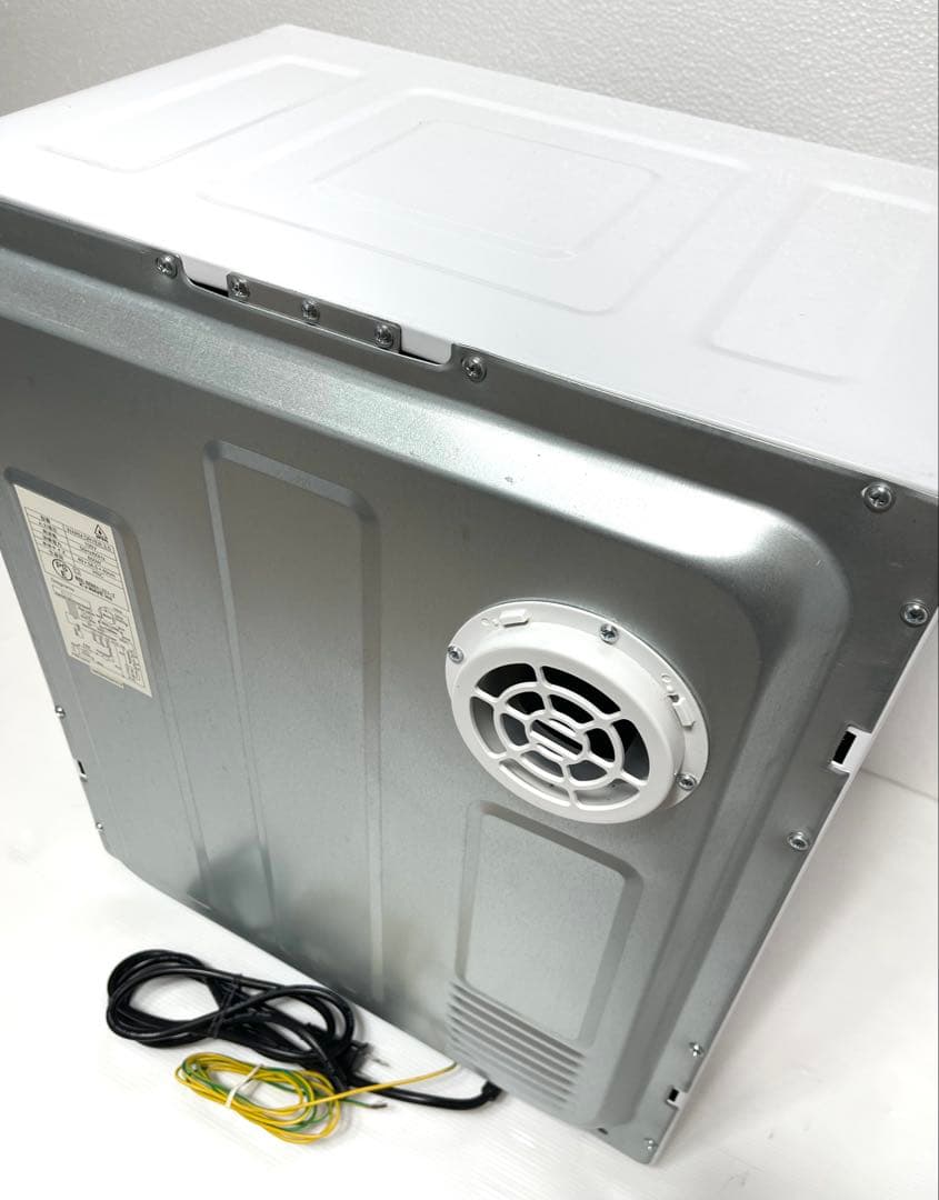 美品♪ 人気のコンパクト　衣類乾燥機　3kg WARM DRYER