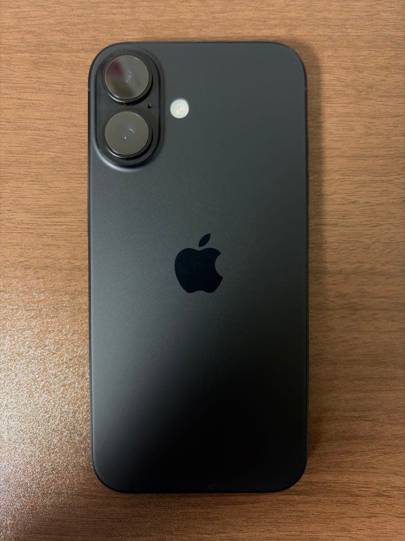 iPhone 16 128GB ブラック+ケース　バッテリー最大容量100%