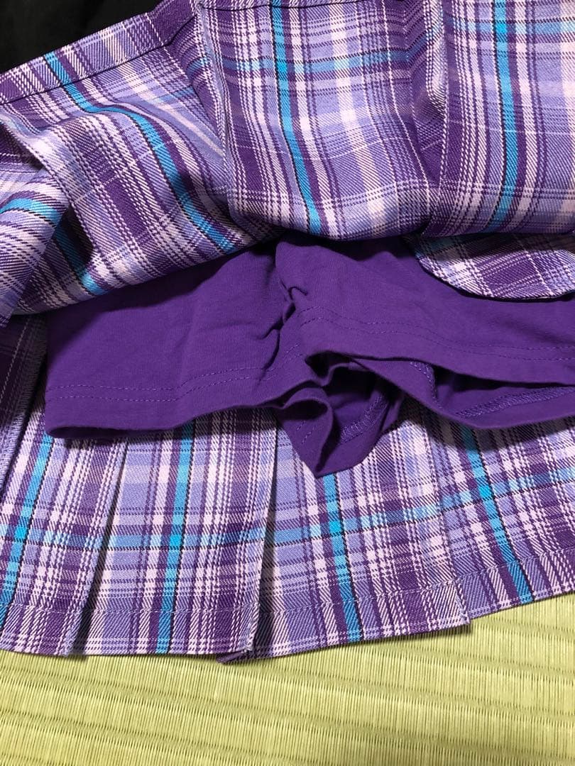 アナスイ黒Tシャツと紫チェックスカートセット