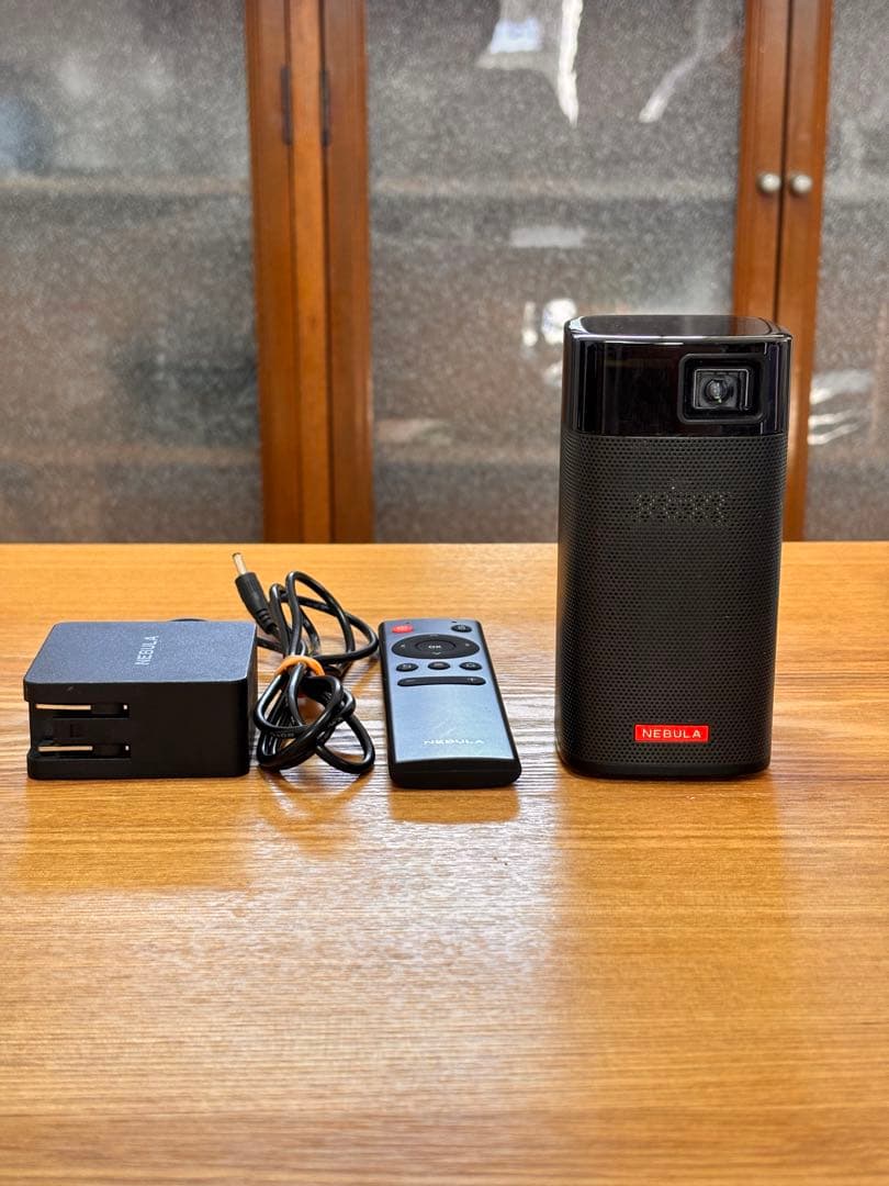 NEBULA Apolioプロジェクター本体 リモコン付き　　【最終値下げ】