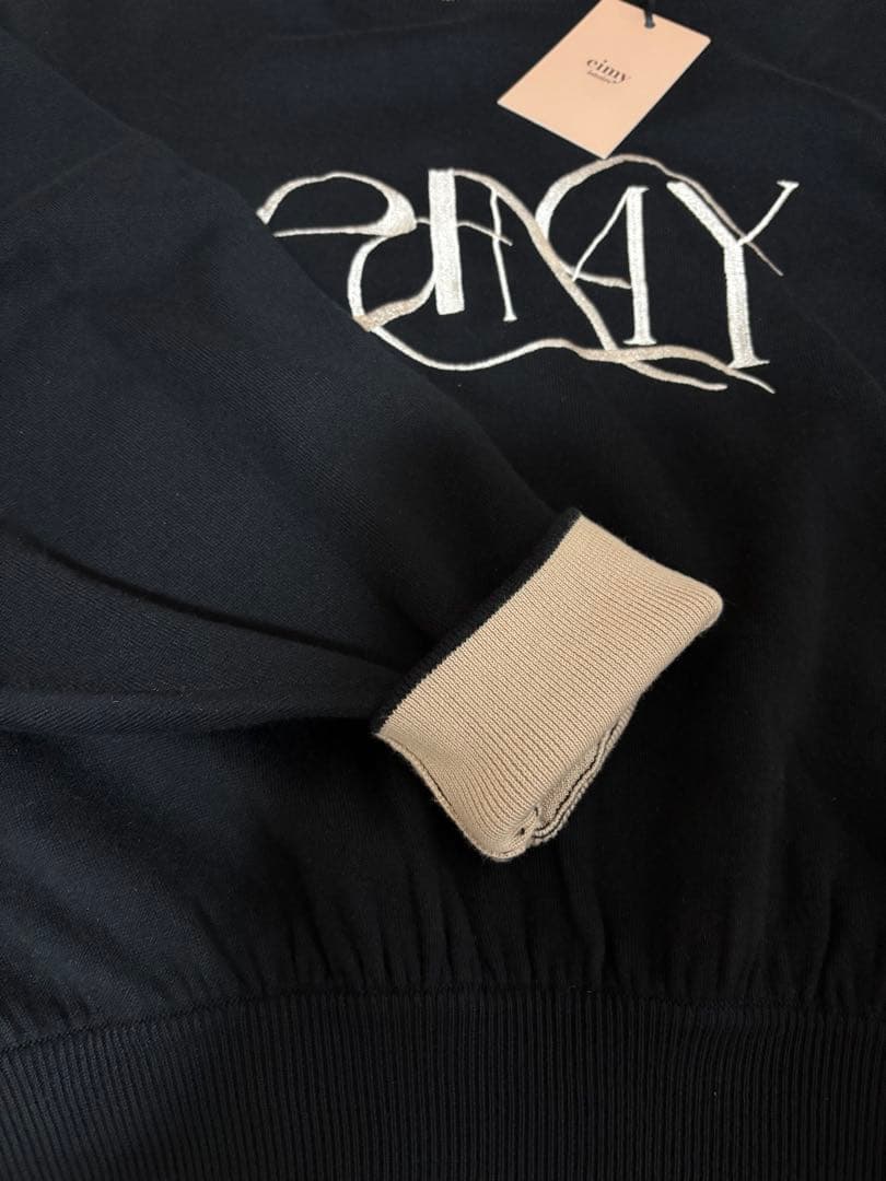 完売品タグ付き未使用　eimyロゴバイカラーニットプルオーバー　ブラック