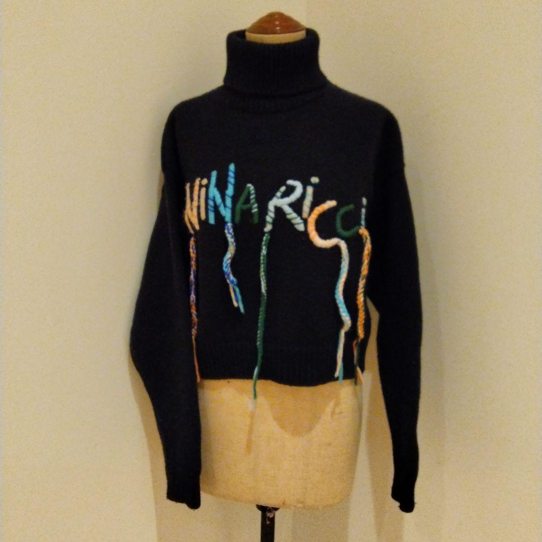専用品　NINA RICCI タートルネックニット