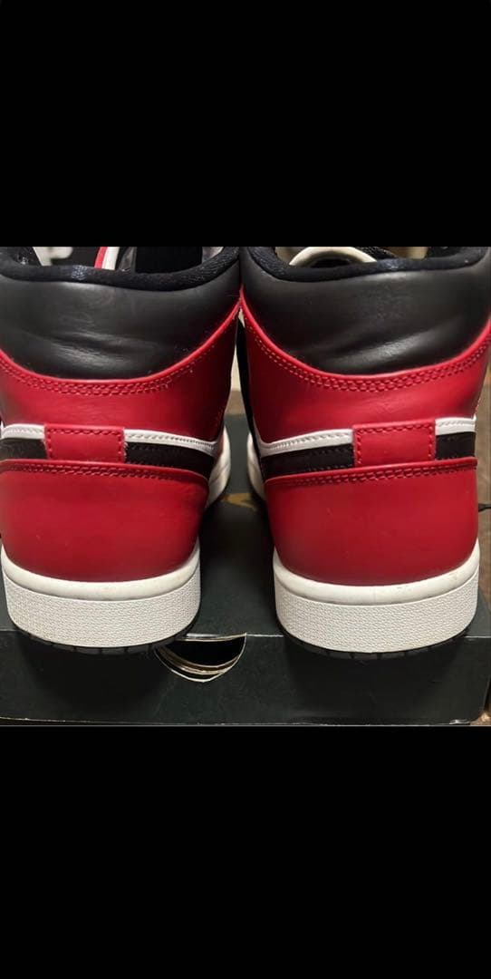 靴 Nike Air Jordan 1 Mid Chicago Black Toe