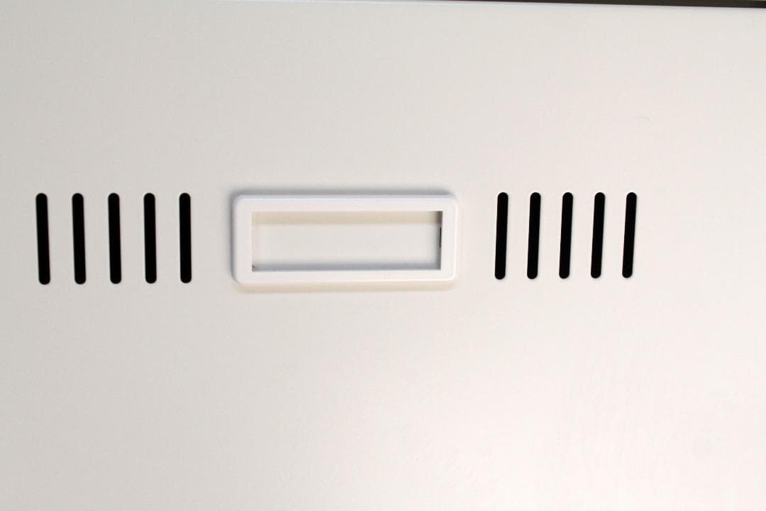 送料込み③★9人用ロッカー☆3列3段☆ダイヤル錠☆オフィス収納☆更衣室☆白