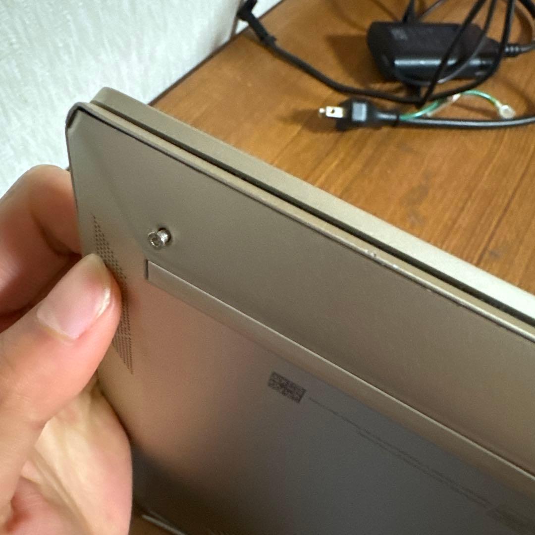 【ジャンク】HP ENVY | Core i5 | 画面割れ・バッテリー0%