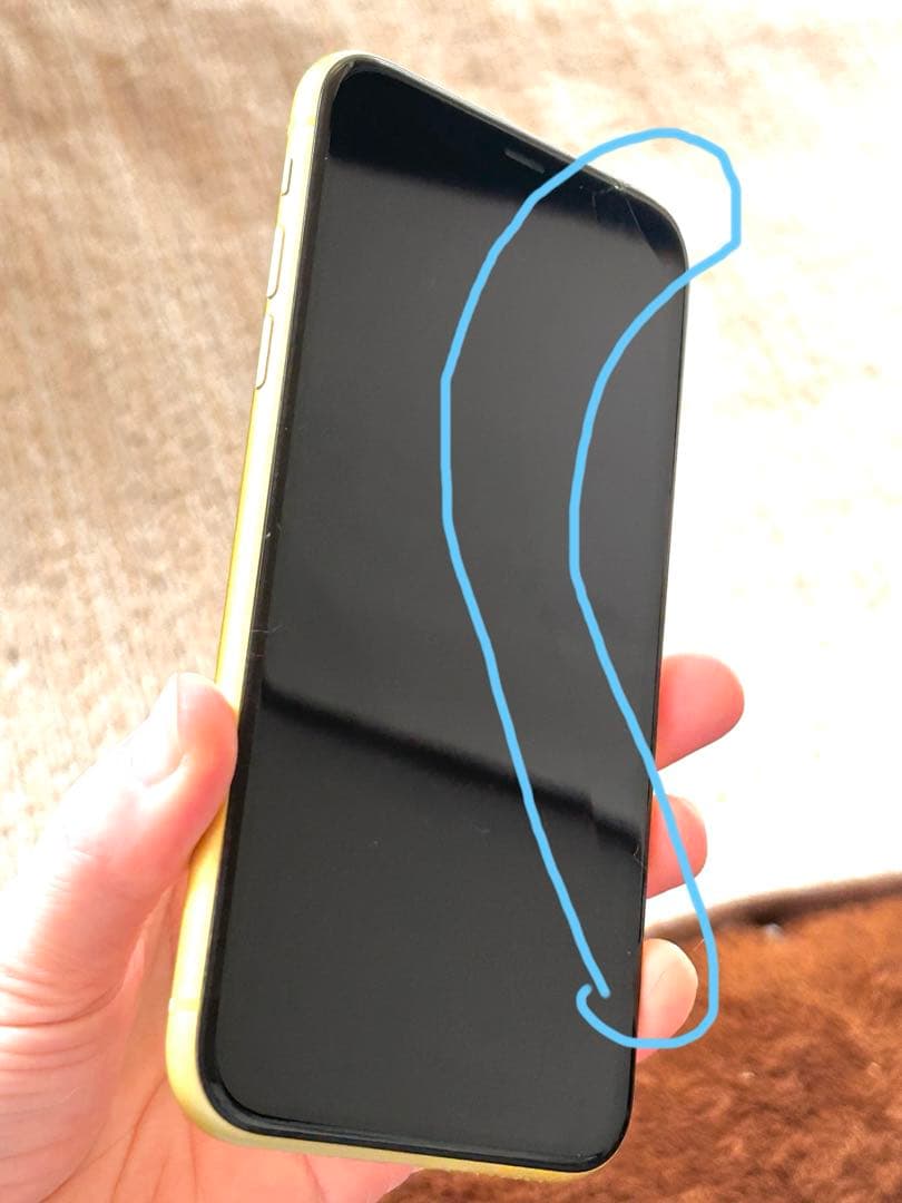 iPhone11 64GB イエロー　傷あり