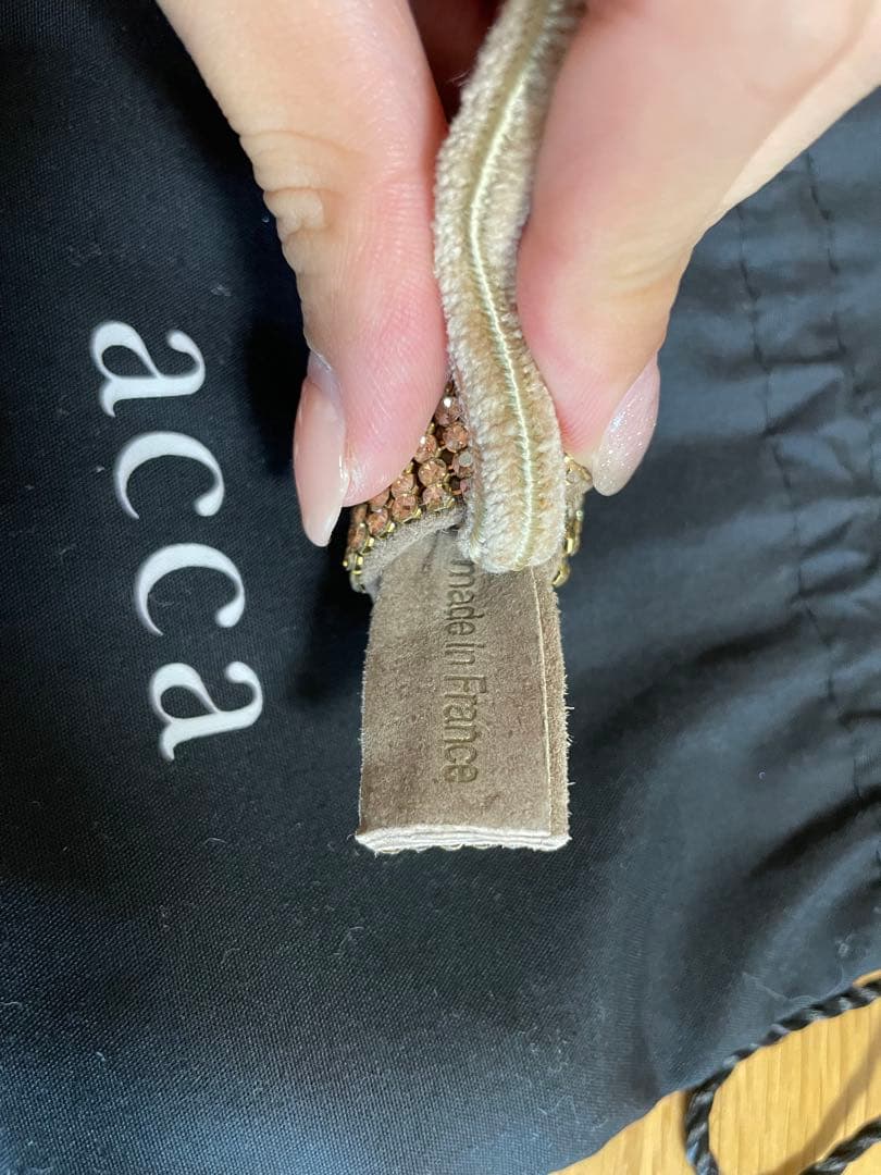 acca ビジュー付きヘアゴム ベージュ