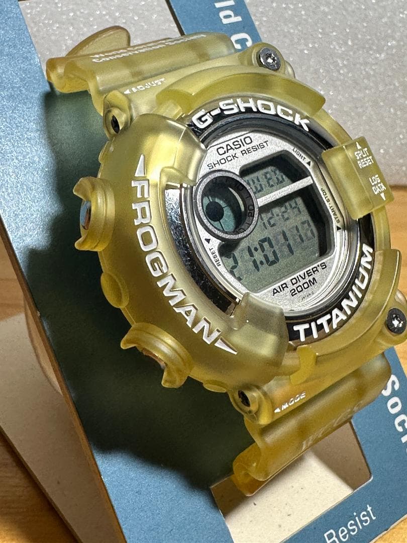 G-SHOCK FROGMAN DW‑8201WC‑7T W.C.C.S.