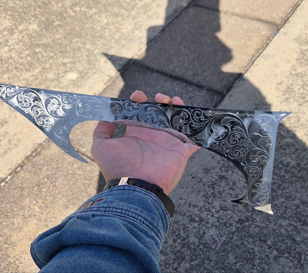 17スーパーグレート等　ウインカーガーニッシュ　唐草削り彫り