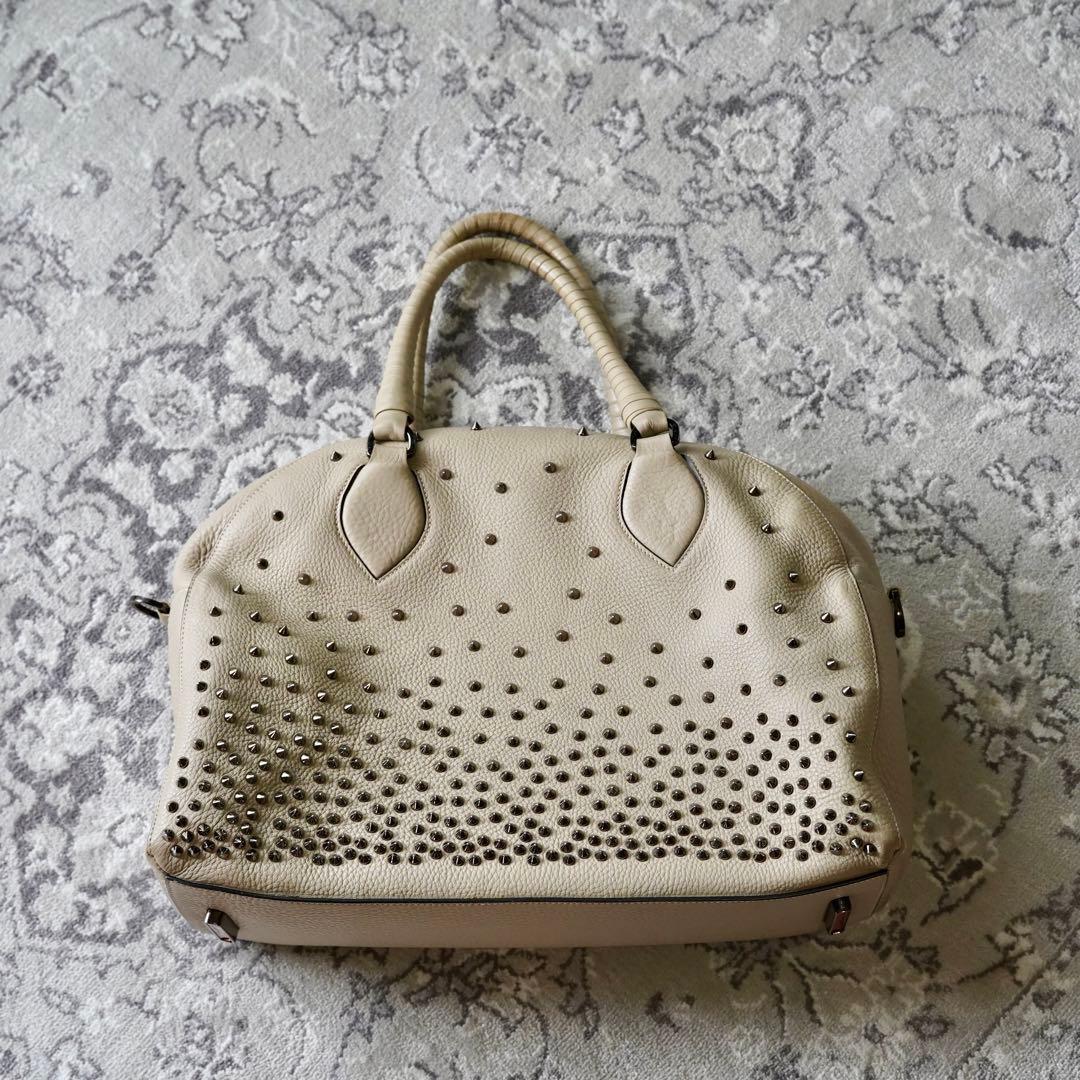 Christian Louboutin ボストンバッグ ベージュ ショルダー紐