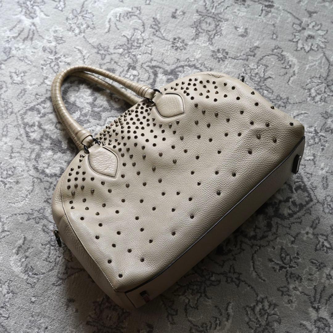 Christian Louboutin ボストンバッグ ベージュ ショルダー紐