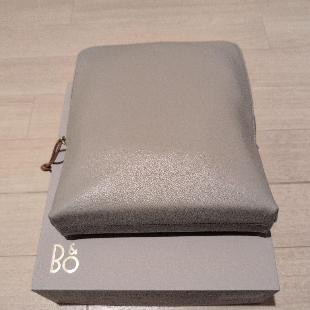 バング•アンド•オルフセン　Beoplay H100