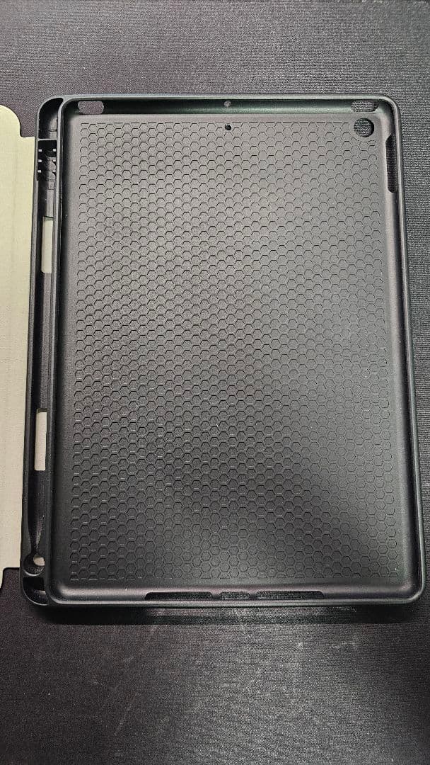 Apple iPad (第9世代) WI-FI スペースグレー