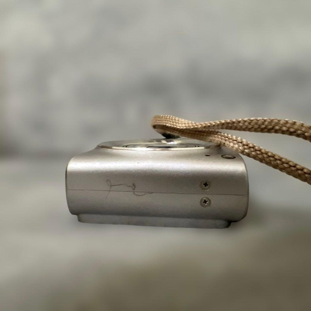 CASIO EX-Z200 コンパクトデジタルカメラ