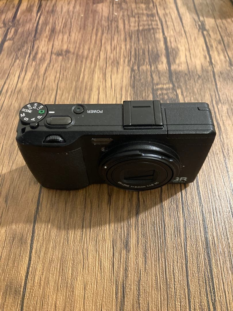 RICOH GR DIGITAL Ⅳ／大人気コンパクトデジタルカメラ