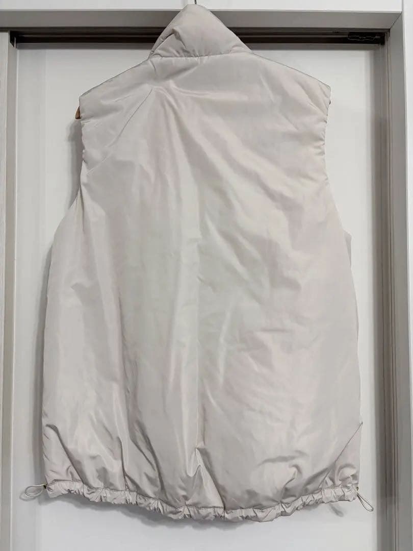 美品✨23区 ダウンベスト　ホワイト　38 中綿 パティング ベスト　洗える