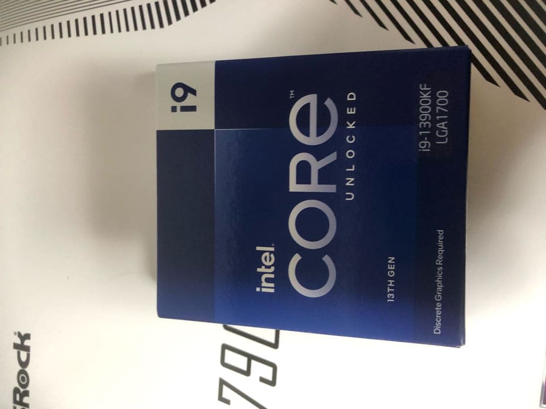 CPU Intel i9-13900KF + ASRock Z790 PRO RS