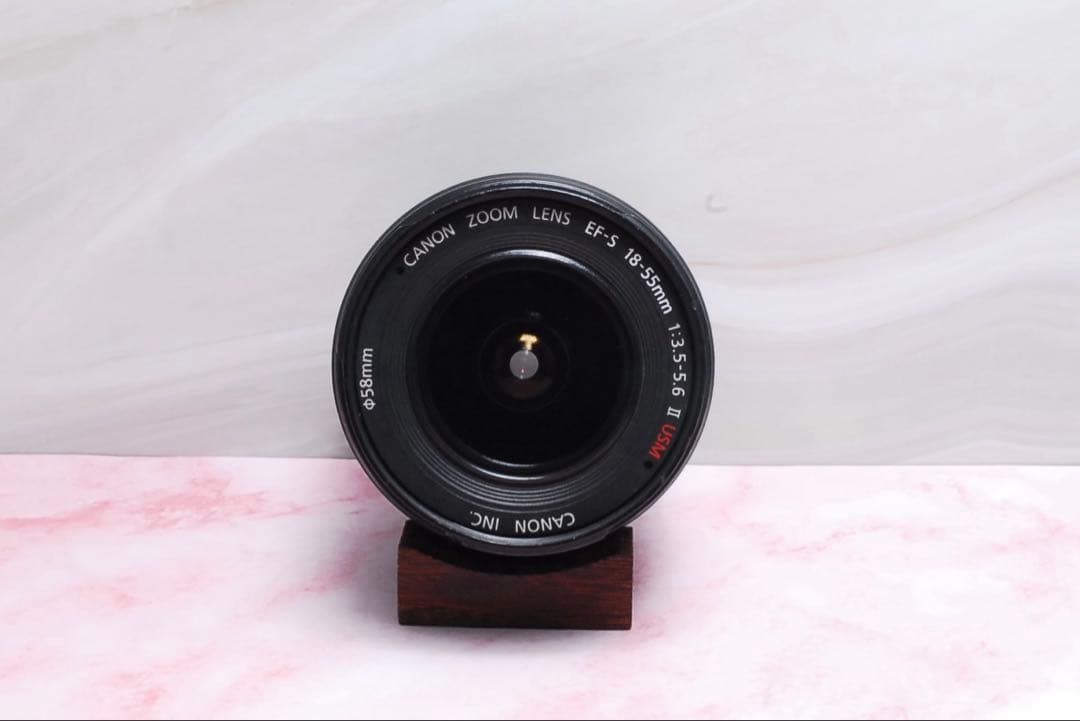 超軽量❣️持ち運びにも便利✨Canon Kiss X7✨旅行にも最適✨