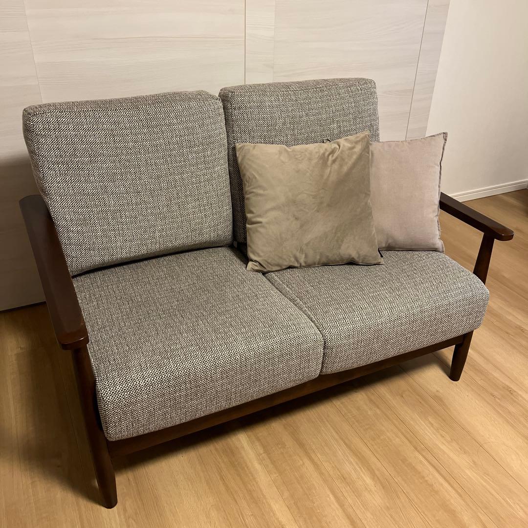 【最終値下げ】モダン 2人掛けソファ グレー