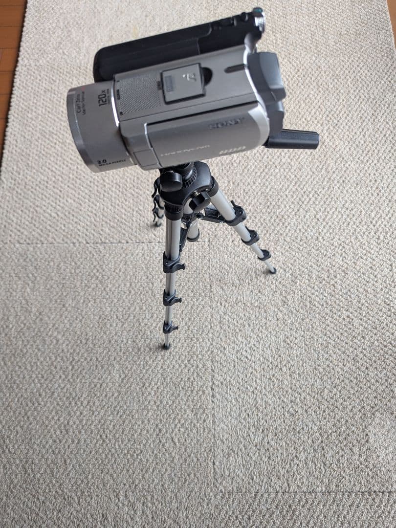 SONY デジタルビデオカメラ ハンディカム DCR-SR100