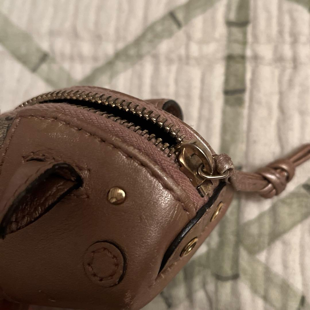 GUCCI グッチ　GG柄 豚　ブタ　ピッグ　ケース　ミニポーチ