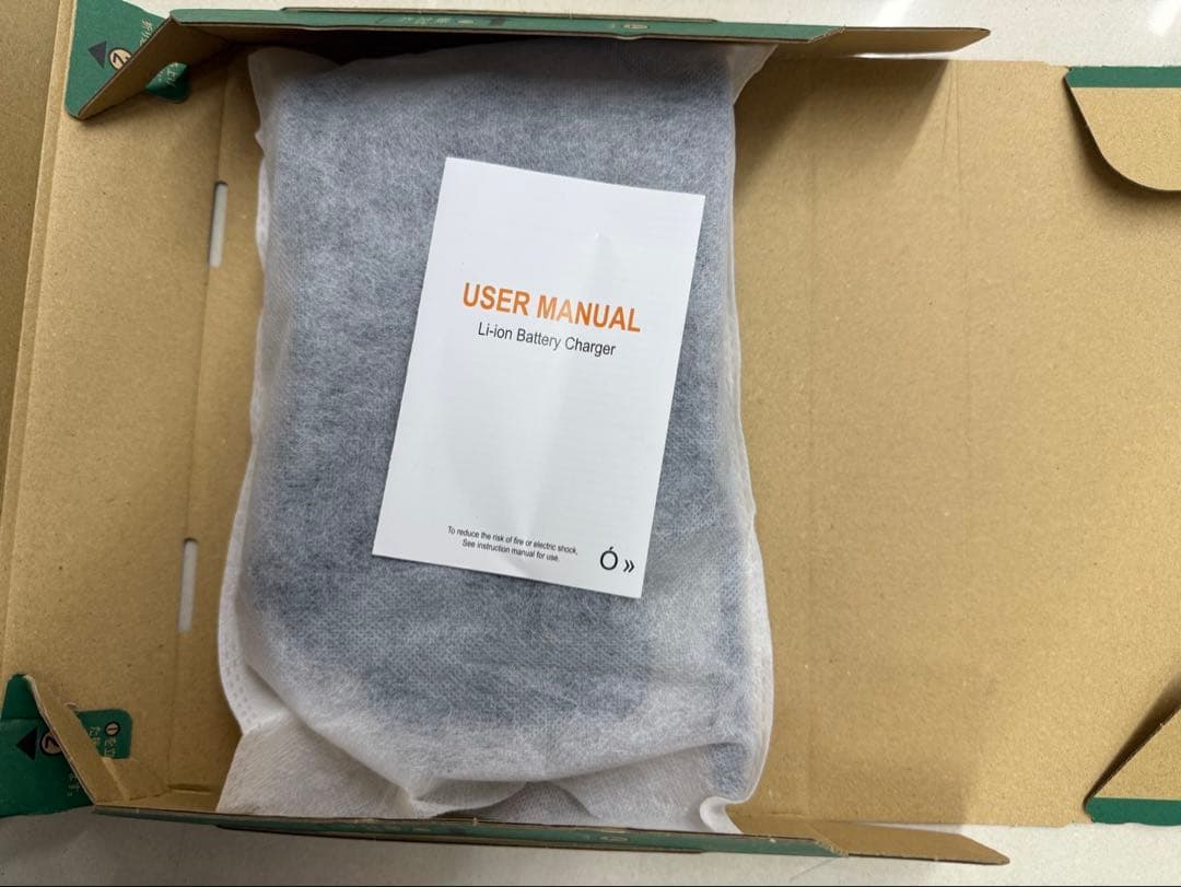 【新品未使用】Super73 純正対応 充電器