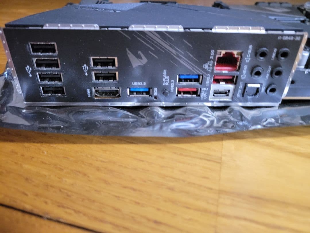 CPU AMD Ryzen 7 5800X & B550 AORUS PRO V2